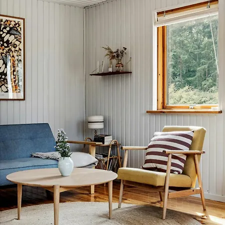 Ferienhaus 70s Wood With Grandma Vibes