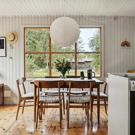70s Wood With Grandma Vibes